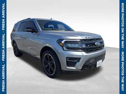 Used 2023 Ford Expedition Limited