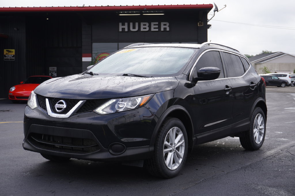 Used 2017 Nissan Rogue Sport SV AWD/4WD image 3