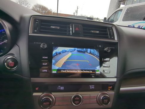 Used 2017 Subaru Outback 2.5i Touring w/ Popular Package #5A image 17