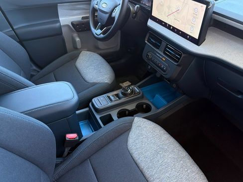 New 2026 Ford Maverick XLT AWD/4WD image 16
