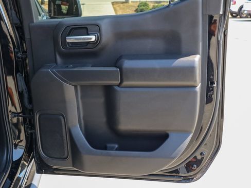 Used 2025 Chevrolet Silverado 1500 Custom Trail Boss AWD/4WD image 18