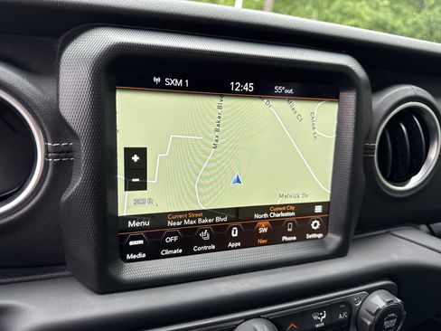 Used 2023 Jeep Wrangler Sahara w/ Cold Weather Group AWD/4WD image 24