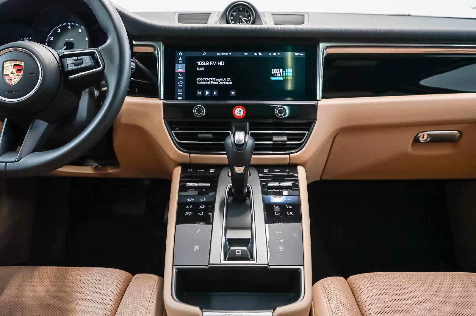 Certified 2026 Porsche Macan S AWD/4WD image 16