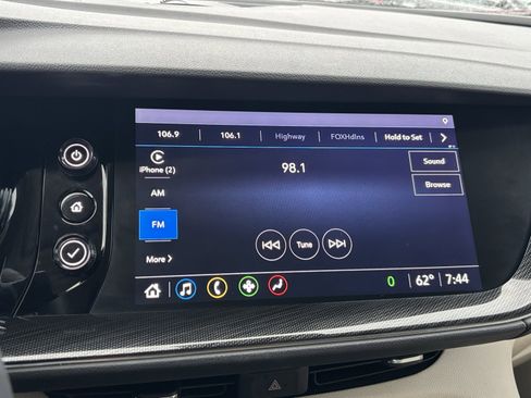 Used 2021 Buick Envision Essence image 26