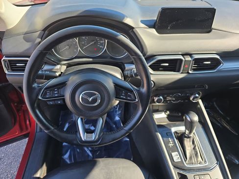 Used 2017 MAZDA CX-5 Touring image 18