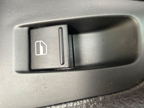 Used 2018 Volkswagen Jetta SE FWD image 33
