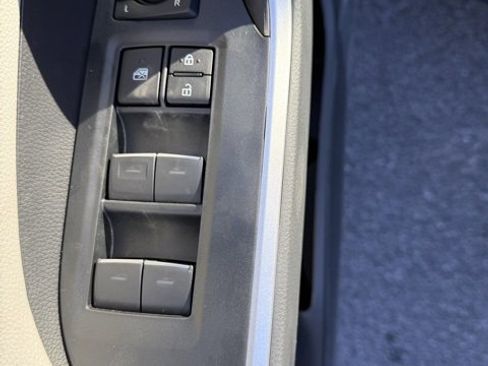 Certified 2025 Toyota RAV4 Limited image 18