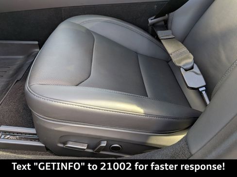 Used 2025 Tesla Model 3 Long Range image 23