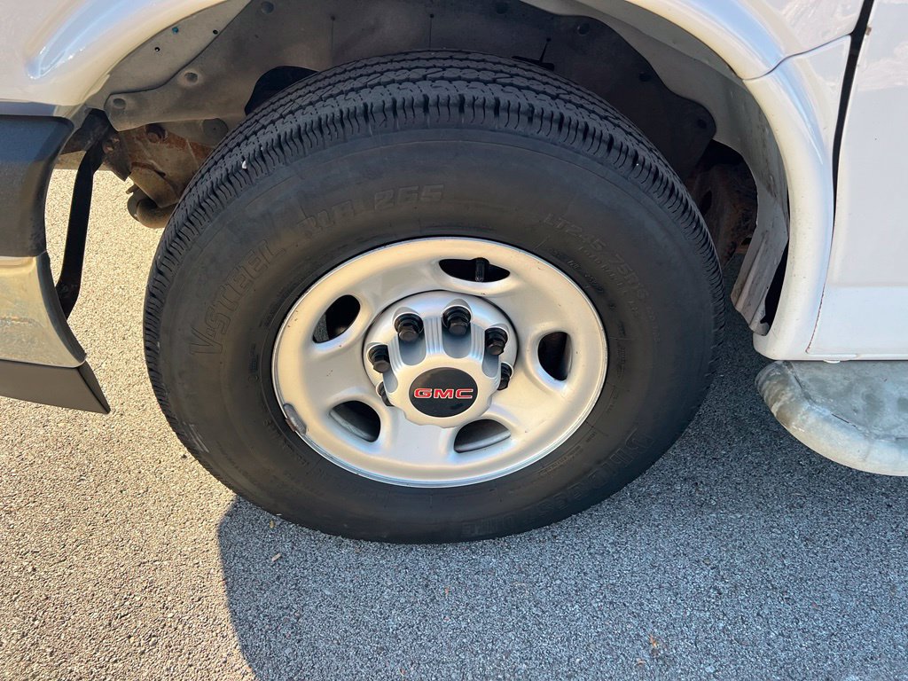 Used 2019 GMC Savana 2500 w/ Driver Convenience Package RWD image 13