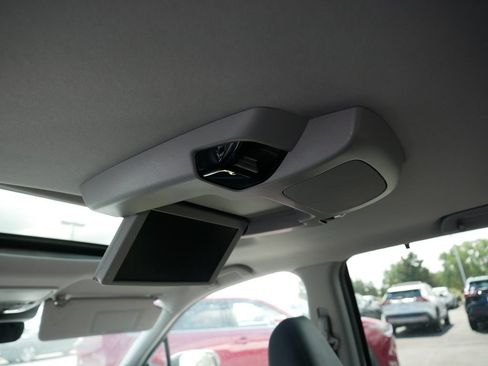 Used 2022 Honda Pilot Touring image 32