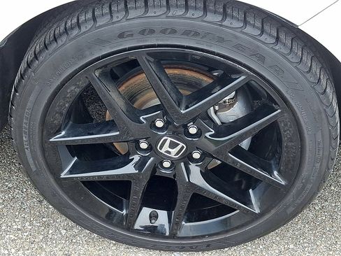 Used 2025 Honda Civic Sport image 26