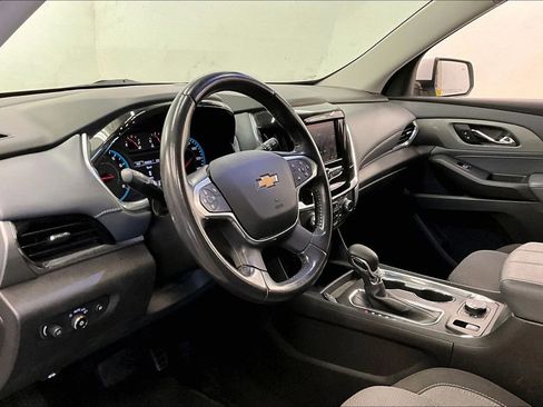 Used 2021 Chevrolet Traverse LT w/ LPO, Cargo Package AWD/4WD image 13