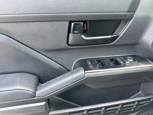 New 2025 Toyota Tacoma SR image 11