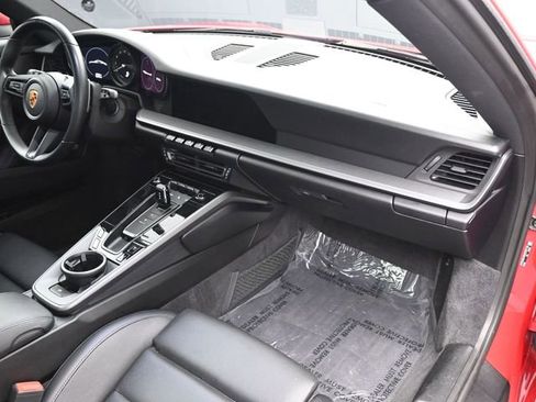 Used 2022 Porsche 911 Carrera S image 11