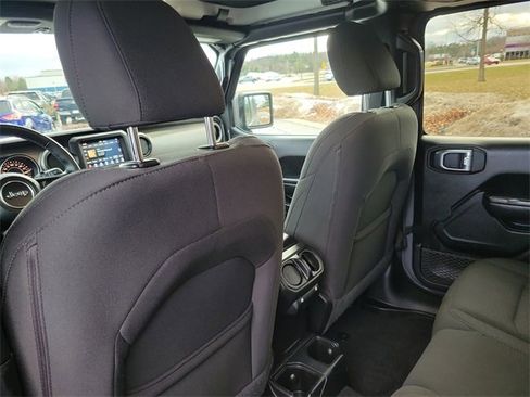 Used 2020 Jeep Wrangler Unlimited Willys image 27