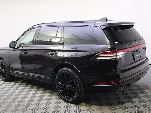 New 2026 Lincoln Aviator Reserve w/ Jet Appearance Package AWD/4WD image 3
