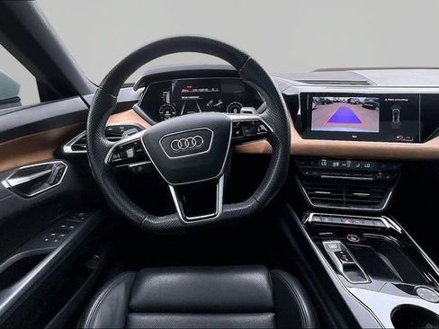 Used 2023 Audi e-tron GT Premium Plus AWD/4WD image 5