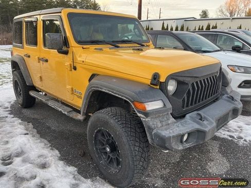 Used 2019 Jeep Wrangler Unlimited Sport S image 2