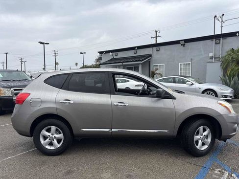 Used 2012 Nissan Rogue S w/ Special Edition Pkg AWD/4WD image 2