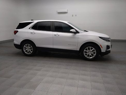 Used 2022 Chevrolet Equinox LT FWD image 11