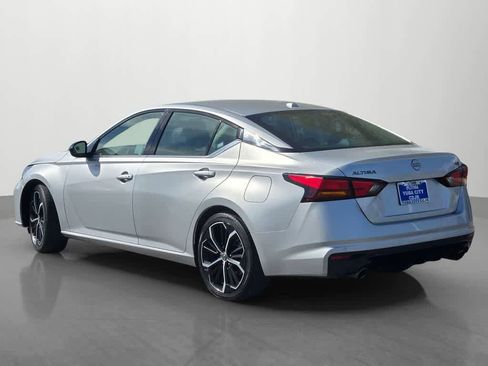 Used 2024 Nissan Altima 2.5 SR FWD image 4