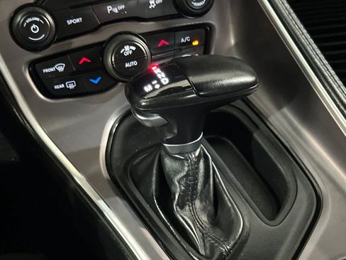 Used 2022 Dodge Challenger GT AWD/4WD image 26