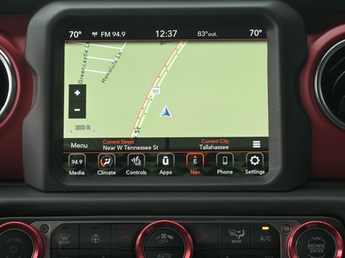 Used 2023 Jeep Gladiator Rubicon w/ Cold Weather Group AWD/4WD image 13