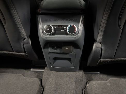 Used 2025 Ford Explorer ST-Line image 14