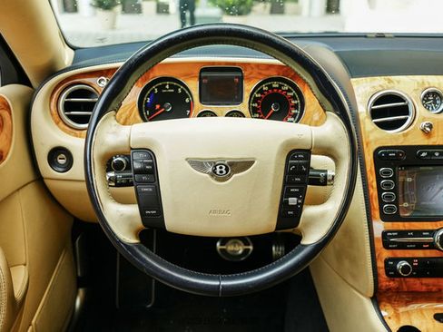 Used 2010 Bentley Flying Spur Flying Spur AWD/4WD image 22