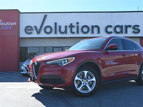 Used 2020 Alfa Romeo Stelvio image 7