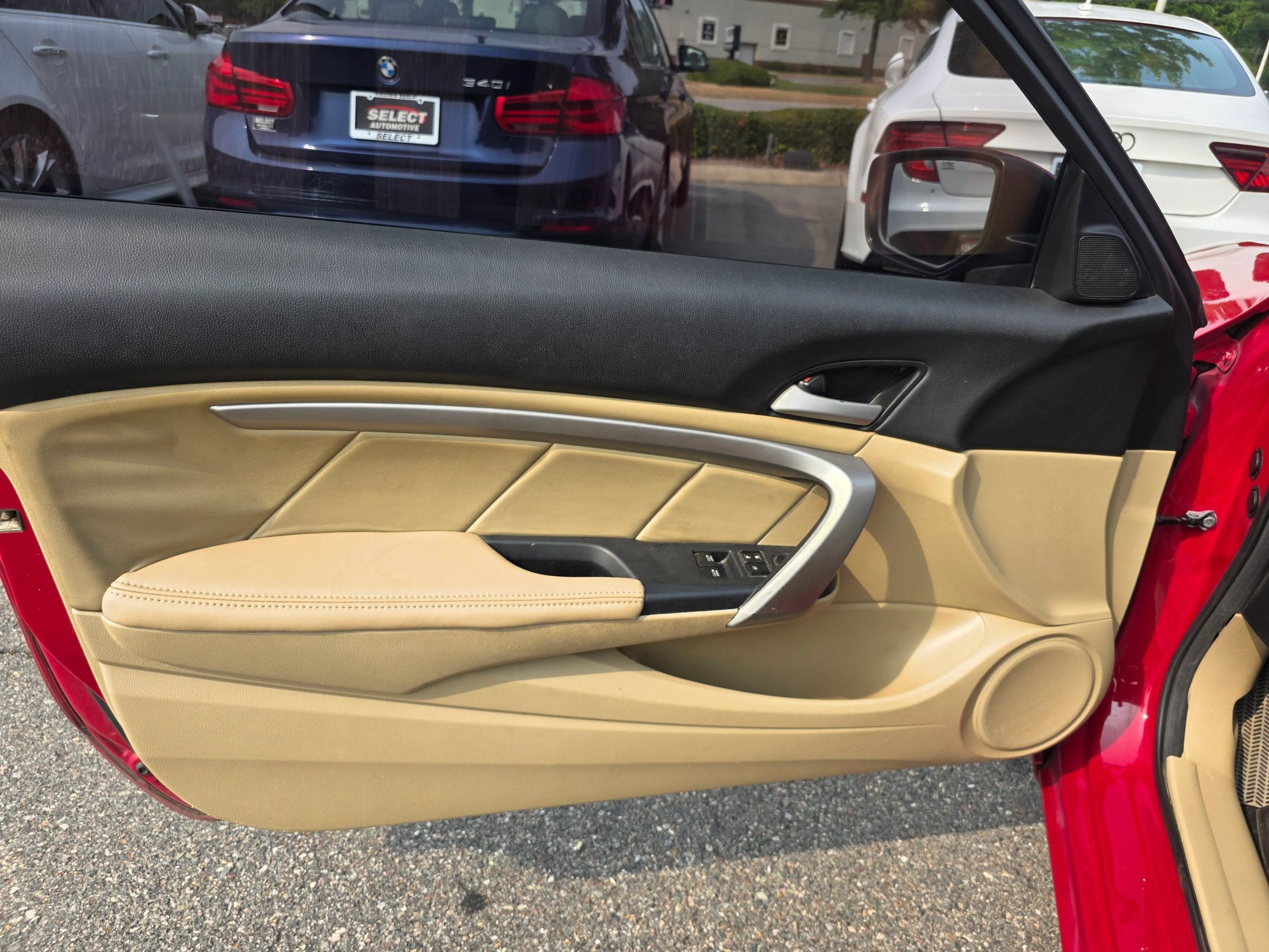 Used 2010 Honda Accord EX-L image 12