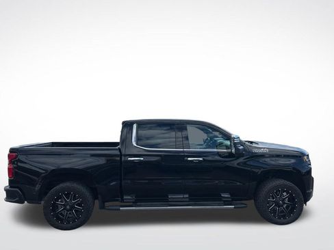 Used 2020 Chevrolet Silverado 1500 High Country w/ Technology Package AWD/4WD image 6