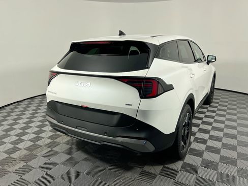 New 2026 Kia Sportage S image 3