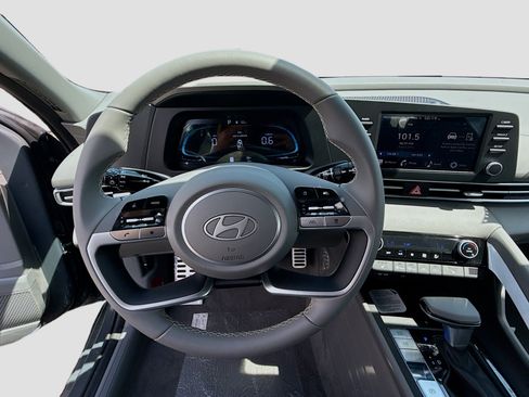 New 2026 Hyundai Elantra SEL Sport Premium FWD image 8