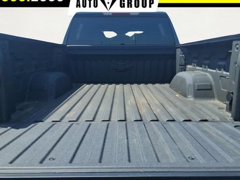 Used 2025 Chevrolet Silverado 1500 LT AWD/4WD image 19