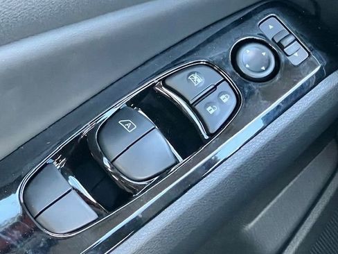 New 2025 Nissan Altima 2.5 SR image 27