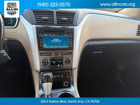 Used 2012 Chevrolet Traverse LTZ image 8
