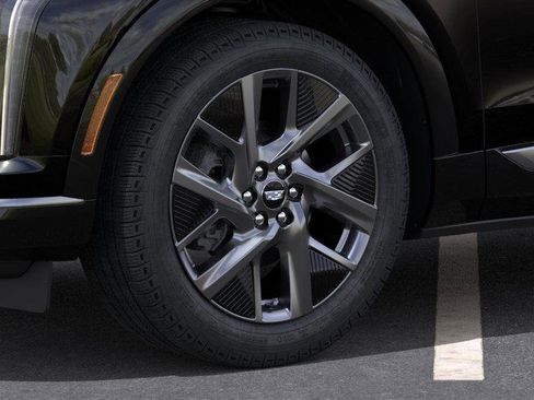 New 2026 Cadillac Optiq Luxury 2 w/ LPO, Floor Liner Package image 10