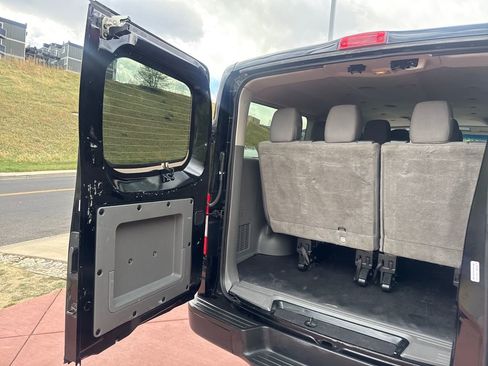 Used 2021 Nissan NV 3500 S image 8