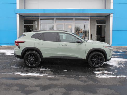 New 2026 Chevrolet Trax ACTIV w/ Driver Confidence Package image 3