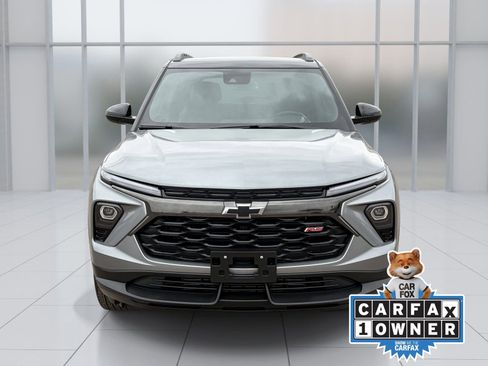 Used 2025 Chevrolet TrailBlazer RS w/ Convenience Package AWD/4WD image 9