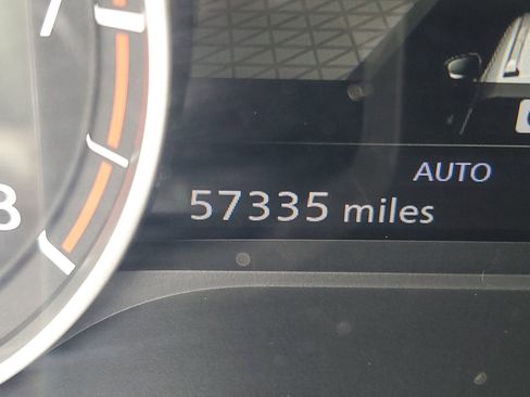 Used 2024 Nissan Rogue SV image 14