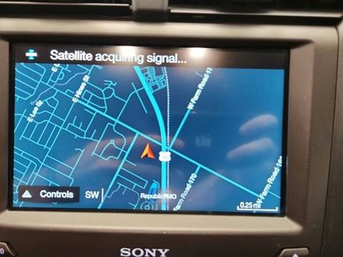 Used 2018 Ford Fusion Titanium AWD/4WD image 14