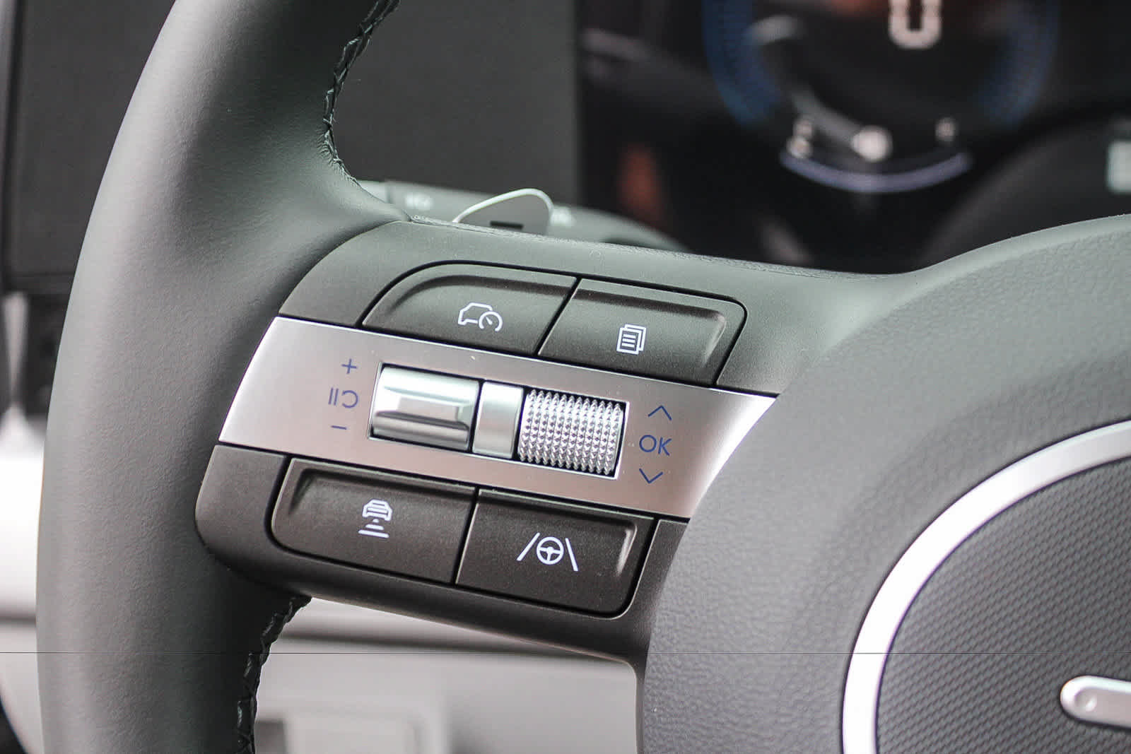 Certified 2026 Hyundai Kona SEL Premium FWD image 29