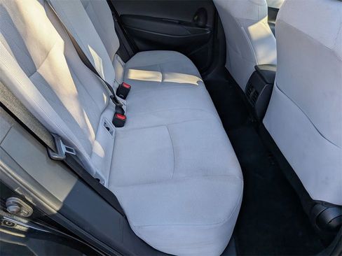 Used 2023 Toyota Corolla Cross LE image 26