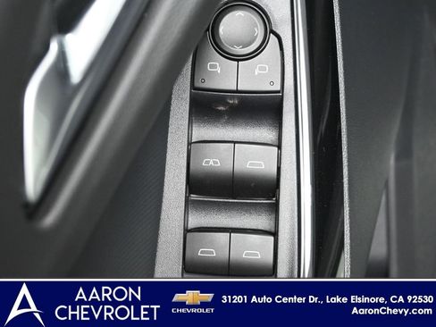 New 2026 Chevrolet Equinox LT image 18