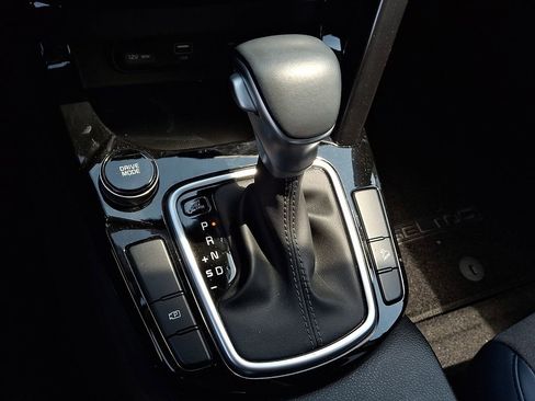 Certified 2024 Kia Seltos S FWD image 13