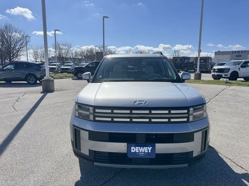 Used 2025 Hyundai Santa Fe SEL image 2