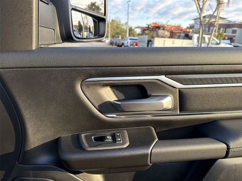 New 2026 RAM 1500 4x4 Crew Cab image 28