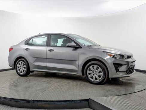 Used 2023 Kia Rio S image 11
